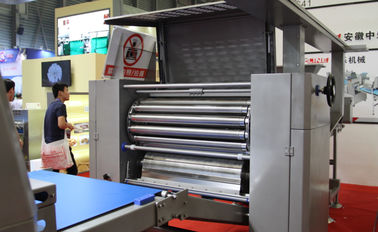 Máy làm bánh rán tự động được nâng lên 800 - 15000 chiếc / Hr với máy cắt lục giác nhà cung cấp
