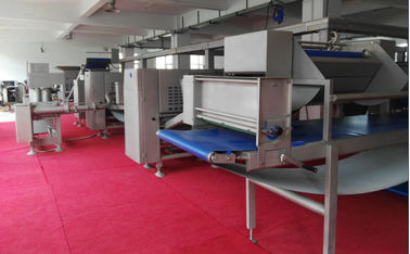 Trung Quốc Khách hàng may máy làm bánh mì công nghiệp với máy bơm chất béo có thể tháo rời nhà máy sản xuất